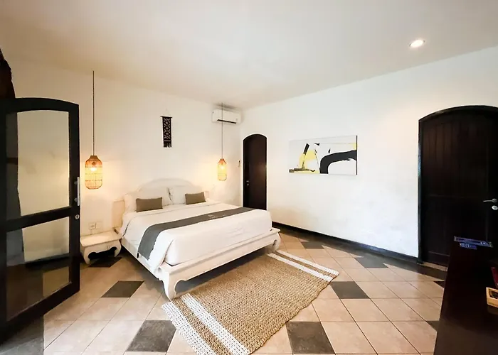 Singgah By Lensa Hospitality Villa Seminyak
