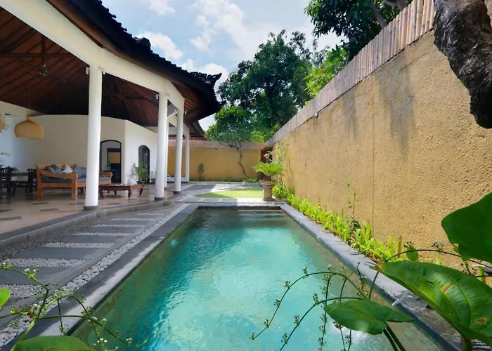 Singgah By Lensa Hospitality Villa Seminyak